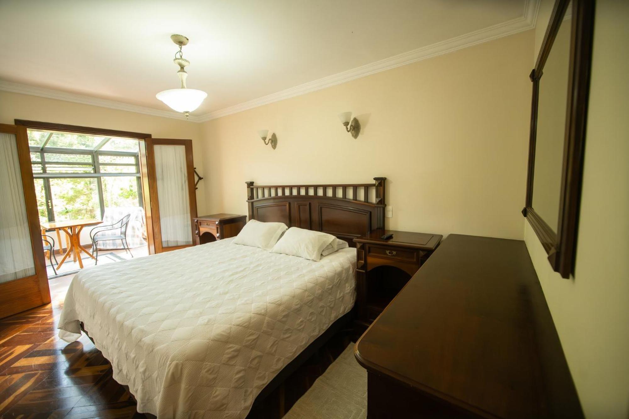 Araucaria Lodge Campos do Jordao Exterior photo