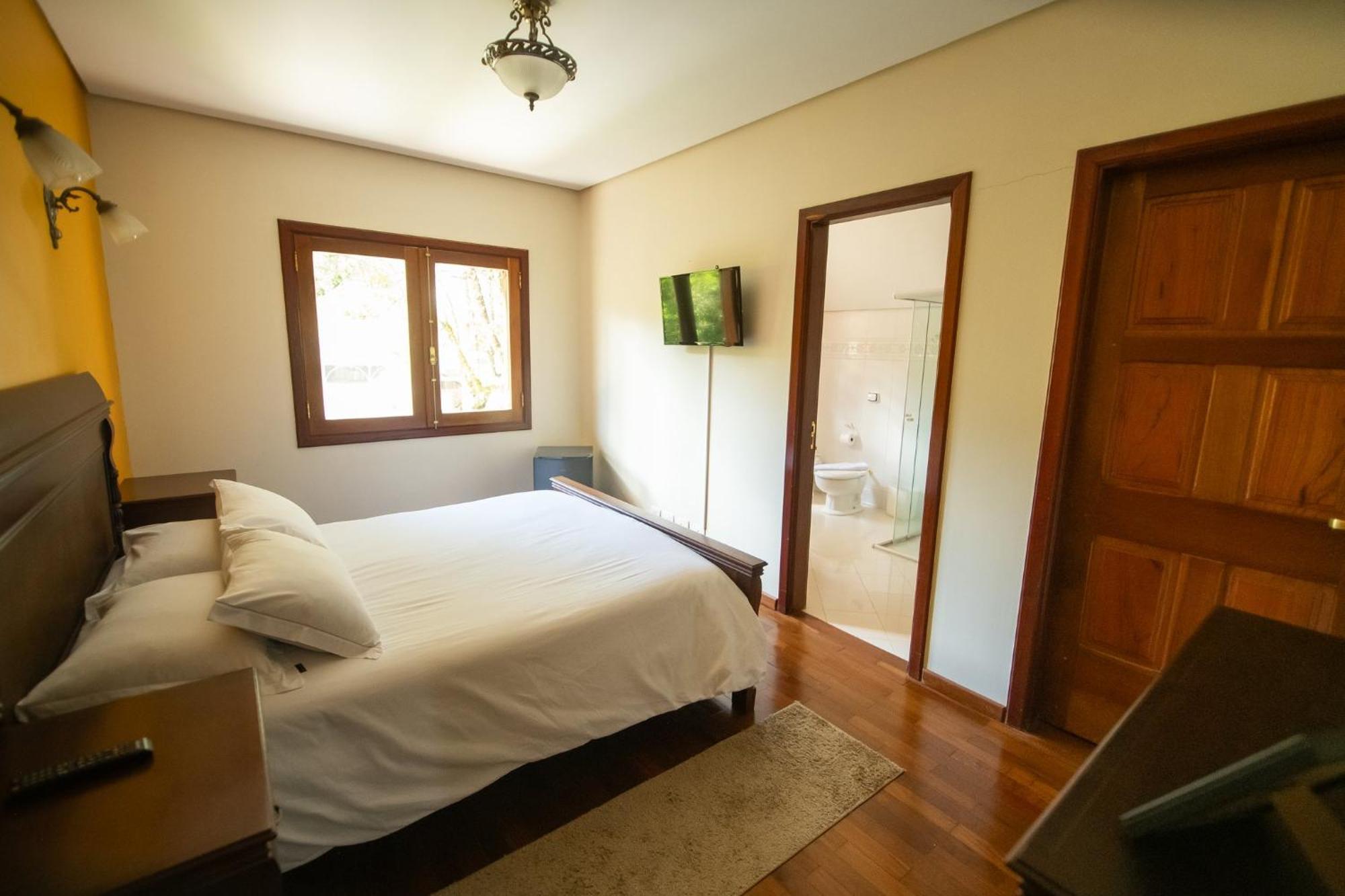 Araucaria Lodge Campos do Jordao Exterior photo
